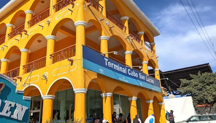Terminal de Autobuses Águila - Lomas Altas