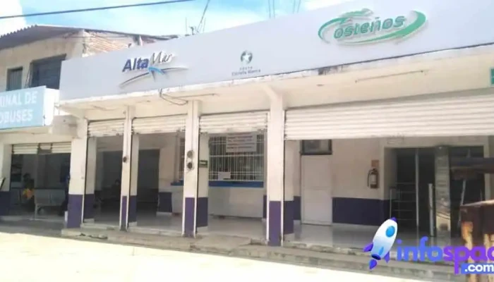 Terminal de autobuses cruces costa chica, altmar y costeños - Las Cruces