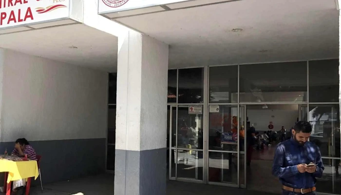 Terminal De Autobuses De Chapala -  Opiniones - Chapala