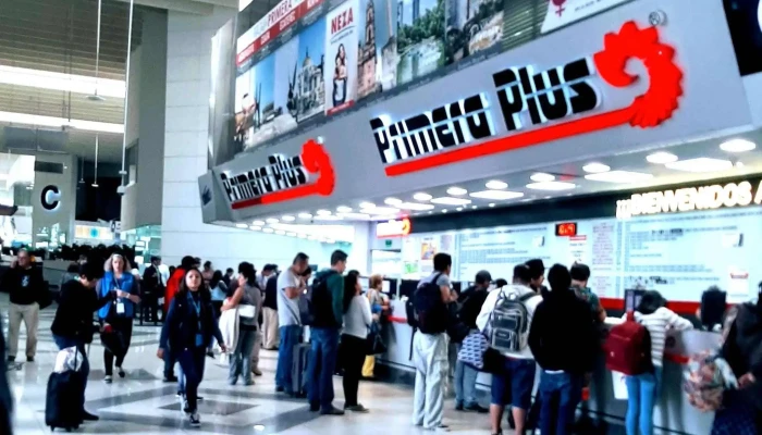 Terminal De Autobuses De Queretaro Y Transmetro Comentarios - Santiago de Querétaro