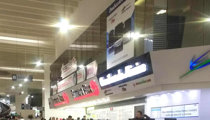 Terminal De Autobuses De Queretaro Y Transmetro Como Llegar - Santiago de Querétaro