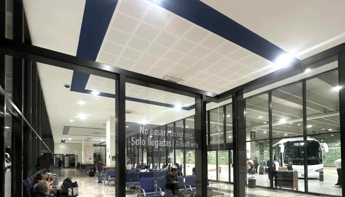 Terminal De Autobuses Foraneos Aeropuerto Aifa   Nlu Estado De Mexico - Estado de México