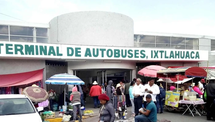 Terminal De Autobuses Ixtlahuaca -  Cerca De Mi - Ixtlahuaca de Rayón