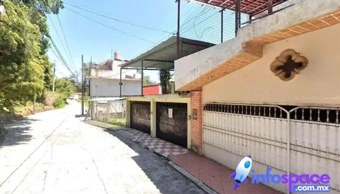 terminal de autobuses - Juan De La Luz Enriquez