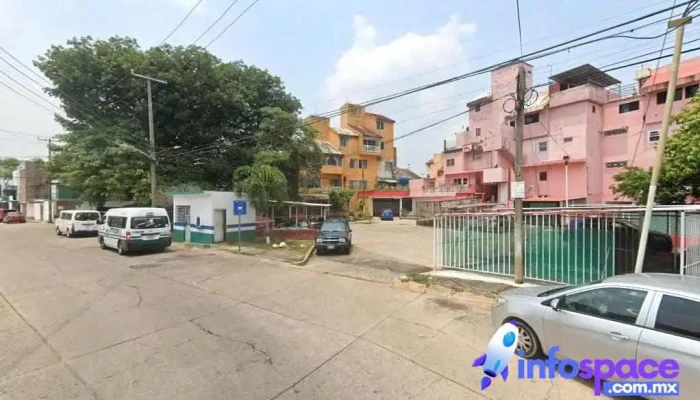 Terminal de Combis Col. Petrolera - Heriberto Kehoe Vicent