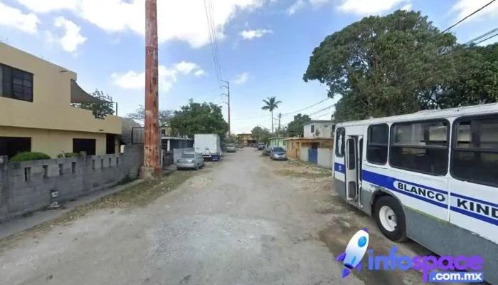 Terminal De Ruta Blanco Kinder X Blvd Tampico - Benito Juárez
