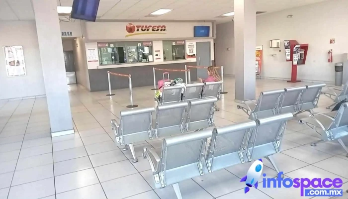 Terminal Int. Autobues Tufesa Centro Cívico - Apóstol Sur 125