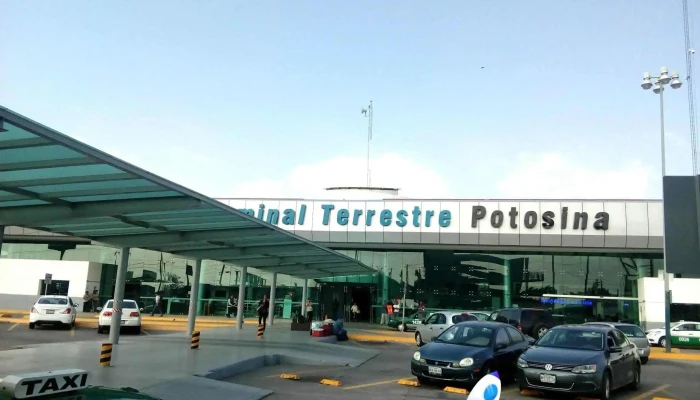 Terminal Terrestre Potosina - Blvd. San Luis 724