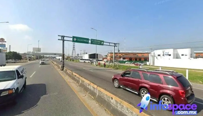 Terminal Villahermosa de las Combis Huasteca - Reclusorio y Parrilla - Cicom - Insurgentes