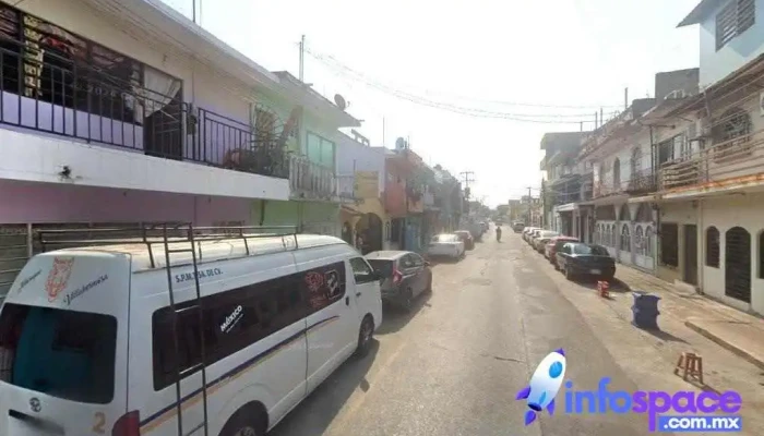 Transporte los tigres - C. Pedro Fuentes Esquina