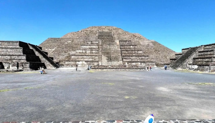 Zona Arqueologica De Teotihuacan Puerta 5 Piramide De La Luna - Teotihuacán de Arista